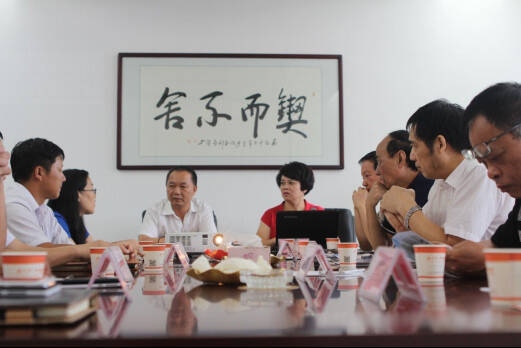 传统建材 创新之路在何方? ——佛山建材协会组织专家到红波建材调研49.jpg