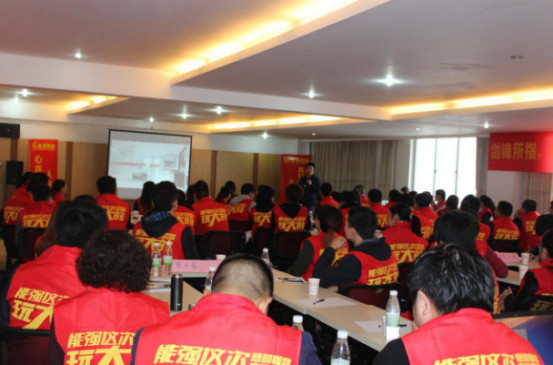 “能强陶瓷这次玩大的”西南跨联动11月震撼启动1166.jpg