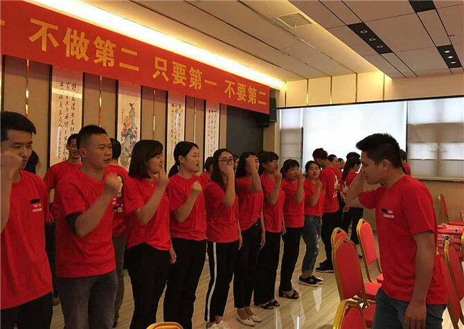 【i尚·明星】澳斯曼携手安又琪,激情燃爆大理