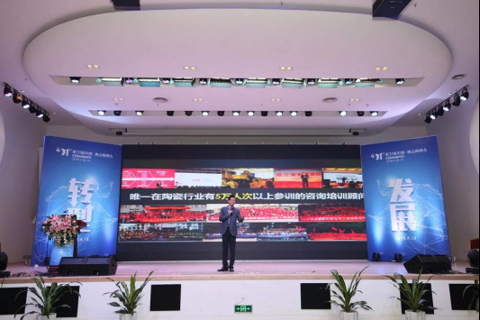 这条微信告诉你,深陷发展瓶颈经销商该如何破局?!2057.jpg