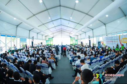 佛山日报—佛山陶博会演绎“产城+会展”升级版740.jpg