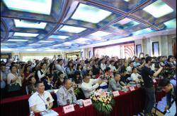 佛山纽芬特陶瓷 《砖尚自然 “媚”力十足——影视巨星周海媚品牌形象代言签约发布会》 圆满成功