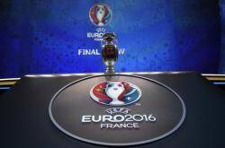 戏说欧洲杯，绿茵英雄该配怎样的一款洁具