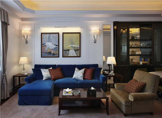 9 酒店套房客厅.JPG