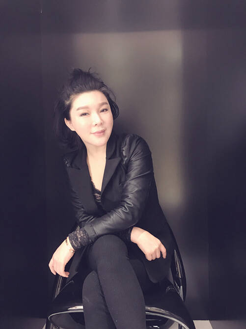 上海阿洛尼经销商袁学敏_副本.jpg