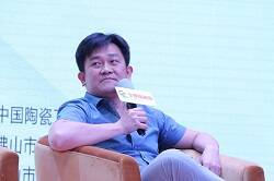 柯显仁：我非常不赞成抱团取暖，抱团一定是同归于尽……