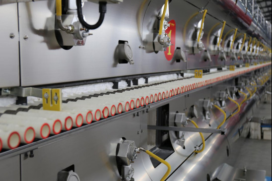 518 摩德娜承建的金牌企业二期岩板生产线隆重点火(2)(1)1305.jpg