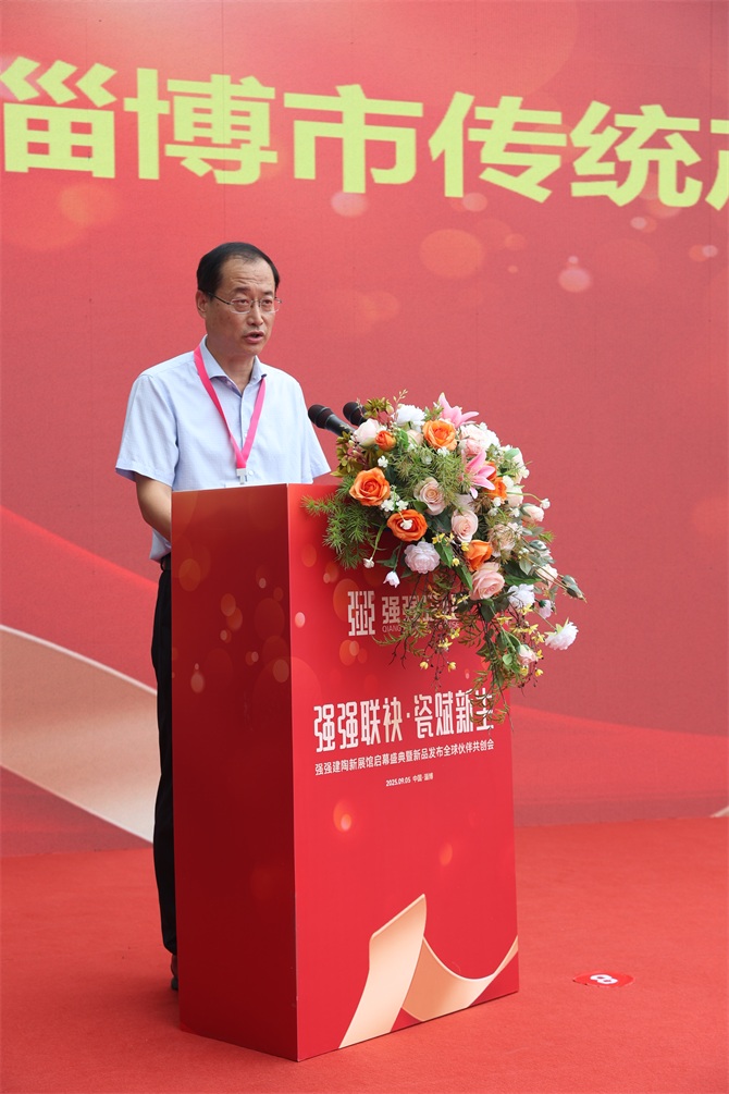 巩绪泉-2.jpg